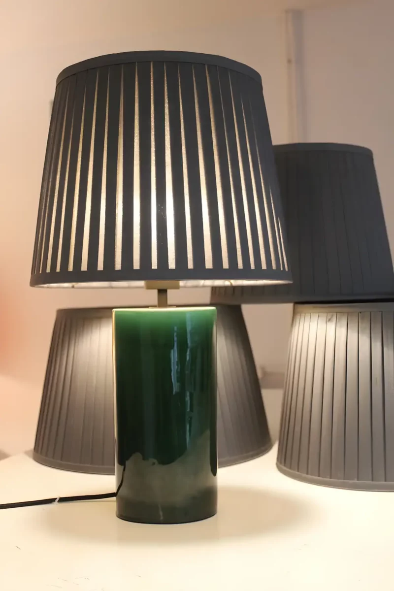 Runde Gruene Und Ovale Lampe